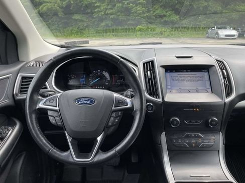 Used 2019 Ford Edge SEL w/ Equipment Group 201A AWD/4WD image 20