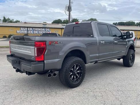 Used 2022 Ford F250 Platinum AWD/4WD image 3
