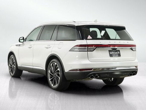 Used 2022 Lincoln Aviator Reserve w/ Equipment Group 201A AWD/4WD image 3