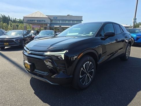 New 2025 Chevrolet Blazer EV LT image 9