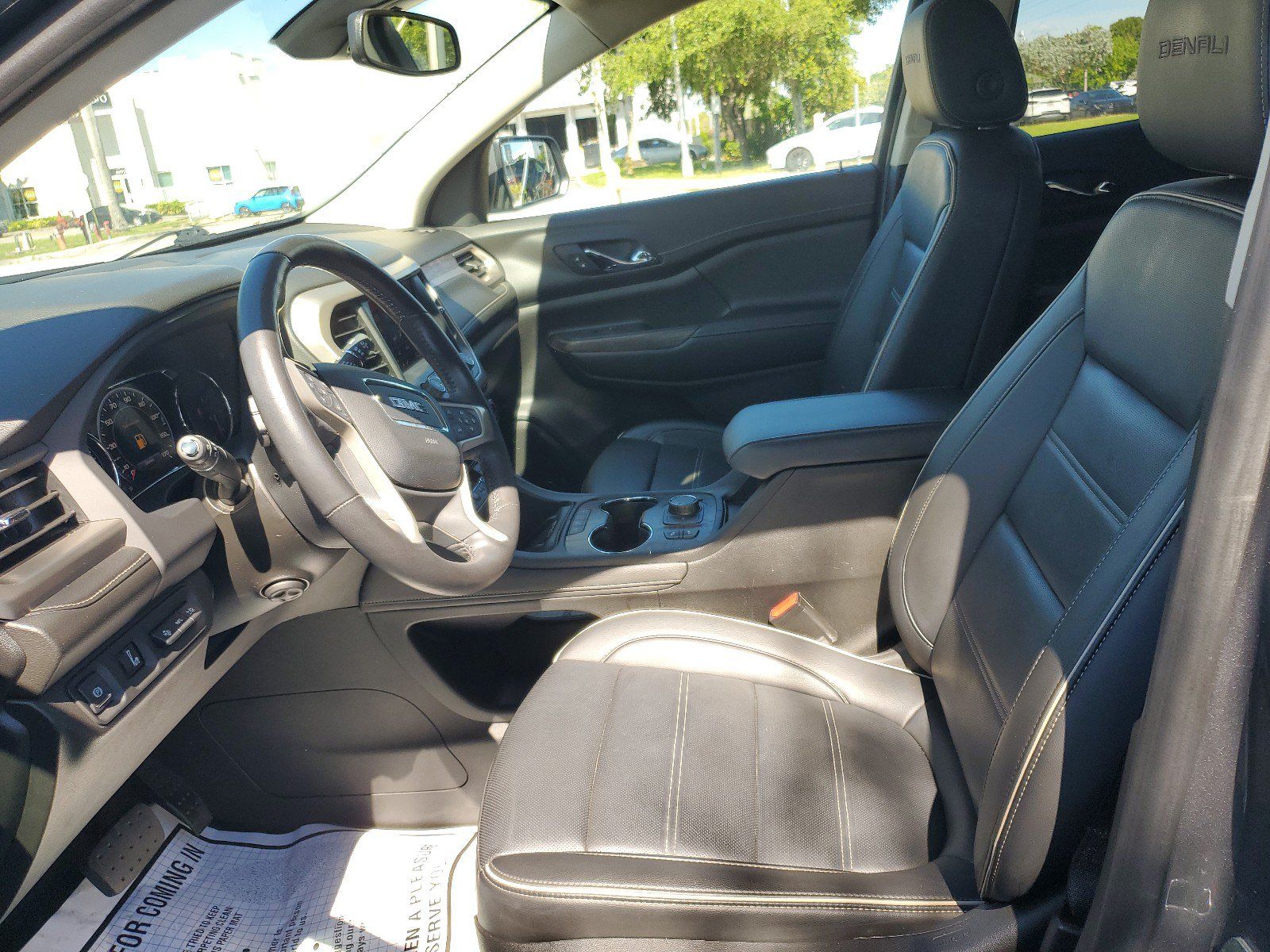 Used 2021 GMC Acadia Denali FWD image 11