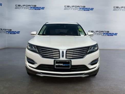 Used 2018 Lincoln MKC Select w/ Select Plus Package FWD image 2