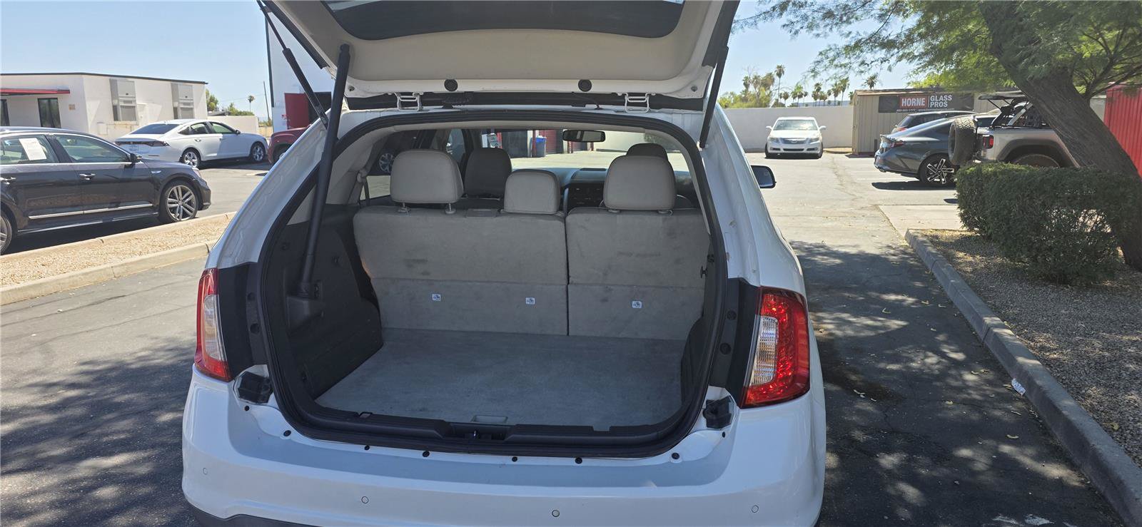 Used 2012 Ford Edge Limited FWD image 10