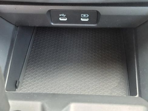 Used 2025 Honda Accord SE image 28