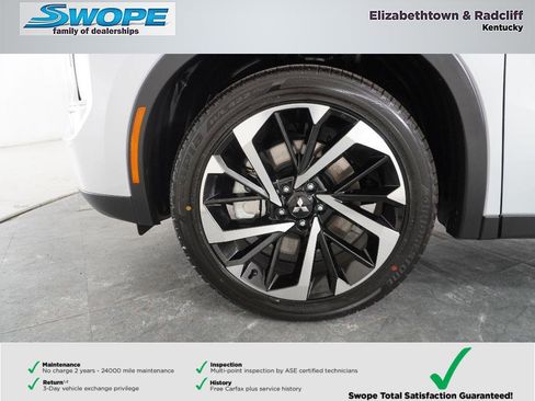 New 2025 Mitsubishi Outlander SE image 26