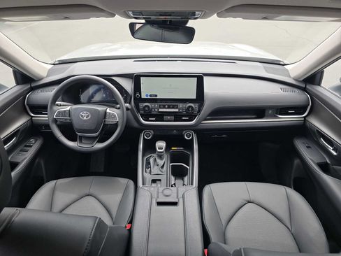 Certified 2026 Toyota Grand Highlander FWD image 21