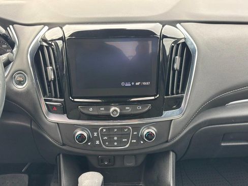 Certified 2023 Chevrolet Traverse LT FWD image 15