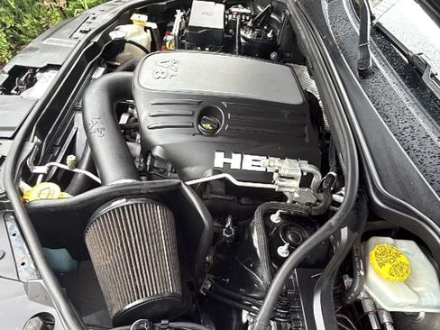 Used 2017 Dodge Durango R/T w/ Blacktop Package RWD image 43