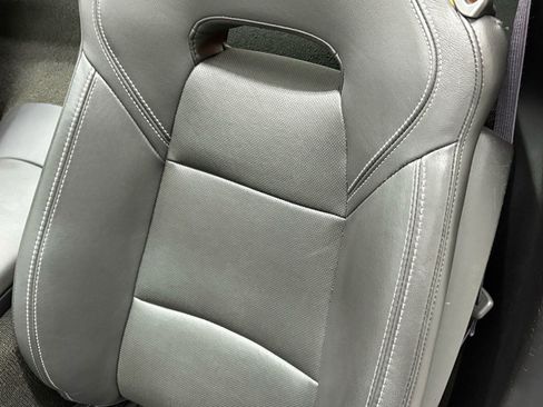 Used 2016 Chevrolet Corvette Stingray Coupe w/ Carbon Flash Badge Package RWD image 13