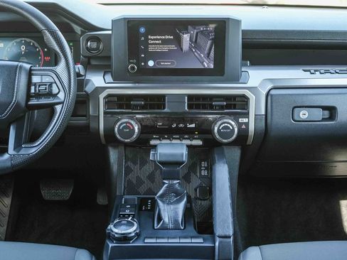 Certified 2026 Toyota Tacoma SR5 AWD/4WD image 16