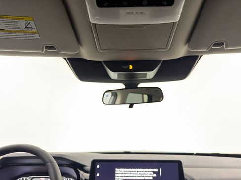 New 2026 Nissan Pathfinder SV image 21