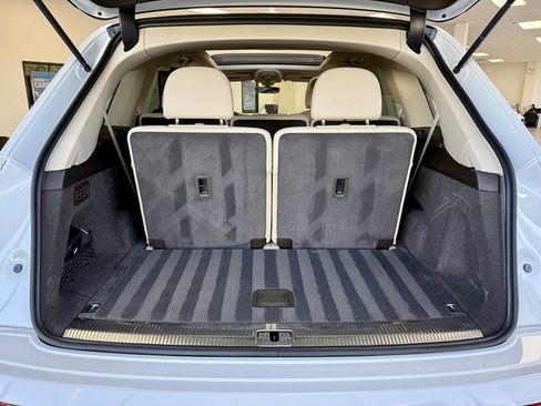 Used 2017 Audi Q7 3.0T Premium Plus image 9