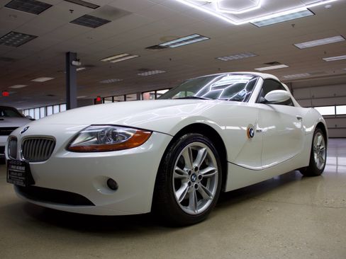 Used 2003 BMW Z4 3.0i image 11