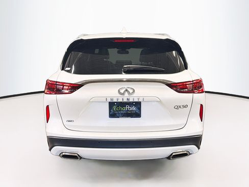 Used 2021 INFINITI QX50 Luxe w/ Appearance Package AWD/4WD image 7