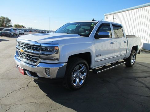 Used 2016 Chevrolet Silverado 1500 LTZ w/ Texas Edition image 11