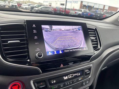 Used 2023 Honda Ridgeline RTL image 2