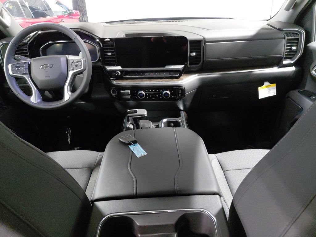 New 2026 Chevrolet Silverado 1500 RST AWD/4WD image 3