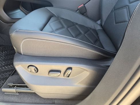 New 2026 Volkswagen Atlas SE image 19