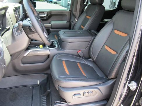 Used 2022 GMC Sierra 1500 AT4 w/ AT4 Premium Package AWD/4WD image 16