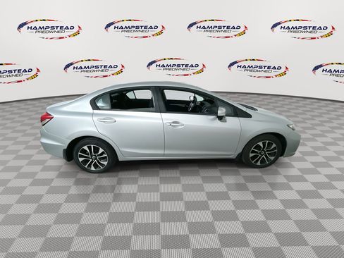 Used 2015 Honda Civic EX image 9