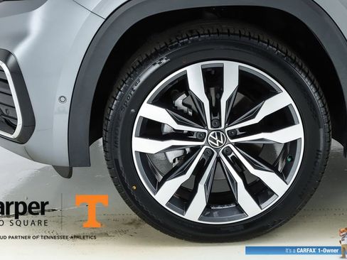 Used 2023 Volkswagen Atlas SEL Premium AWD/4WD image 44