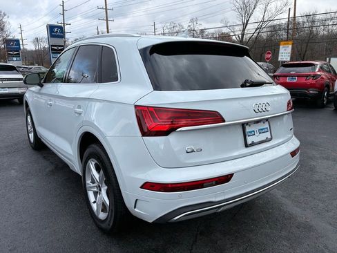 Used 2023 Audi Q5 2.0T Premium w/ Convenience Package image 5