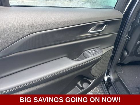 New 2025 Jeep Grand Cherokee L Laredo AWD/4WD image 38