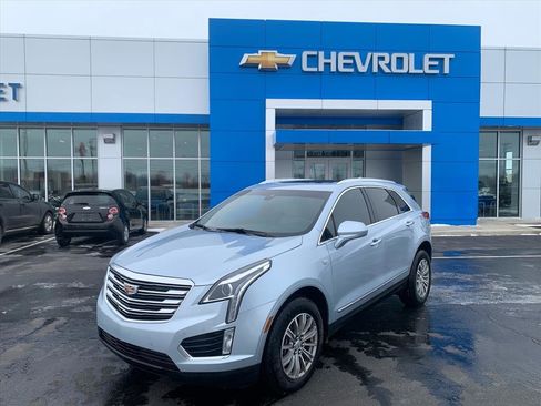 Used 2017 Cadillac XT5 Luxury w/ Driver Awareness Package image 1