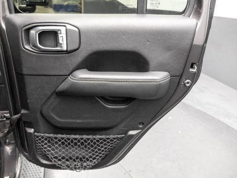 Used 2019 Jeep Wrangler Unlimited Sahara w/ Dual Top Group image 37