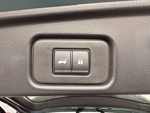 New 2026 Nissan Pathfinder Platinum AWD/4WD image 19
