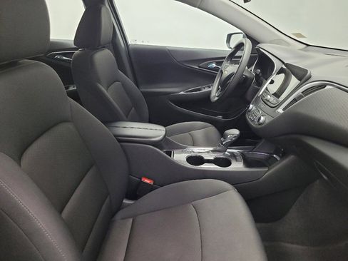 Used 2023 Chevrolet Malibu LT image 21