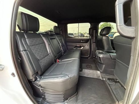 Used 2025 Toyota Tundra Limited w/ TRD Off-Road Package AWD/4WD image 47