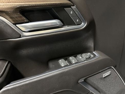 Used 2022 Chevrolet Silverado 1500 LT Trail Boss w/ LT Trail Boss Premium Package image 22