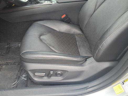 Used 2023 Toyota Camry XSE FWD image 19