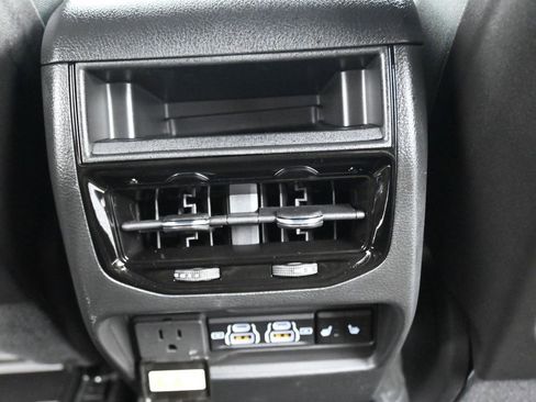 New 2025 Jeep Grand Cherokee Limited image 28