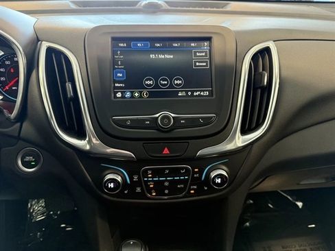 Used 2019 Chevrolet Equinox LT FWD image 38