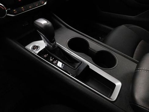 Used 2024 Nissan Altima 2.5 S image 35