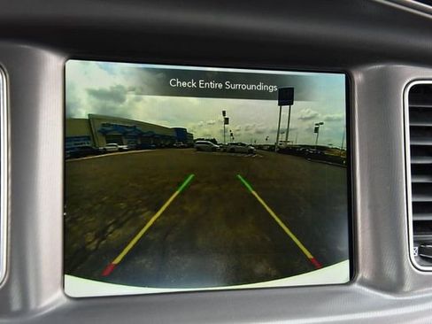 Used 2023 Dodge Charger SXT RWD image 12