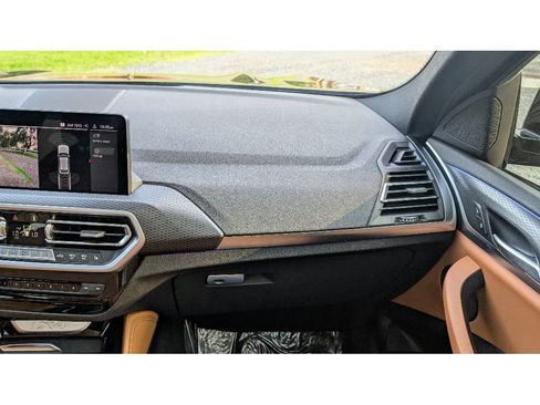 Used 2022 BMW X4 xDrive30i w/ M Sport Package 2 image 30