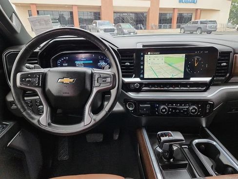 Used 2023 Chevrolet Silverado 1500 High Country w/ Technology Package AWD/4WD image 11