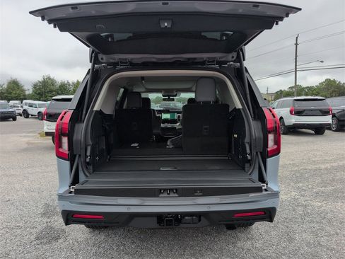 New 2025 Ford Expedition Active image 29