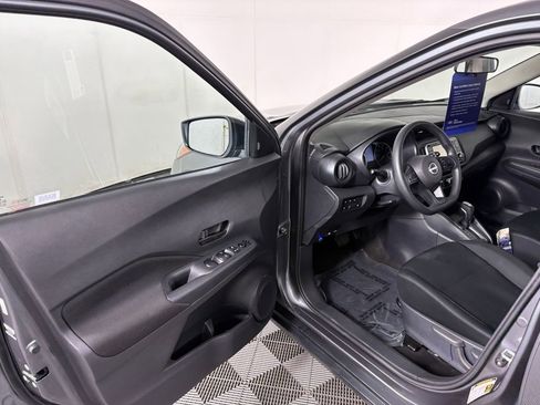 Used 2023 Nissan Kicks S image 13