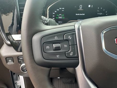 Used 2025 GMC Sierra 1500 SLT w/ SLT Premium Package AWD/4WD image 22
