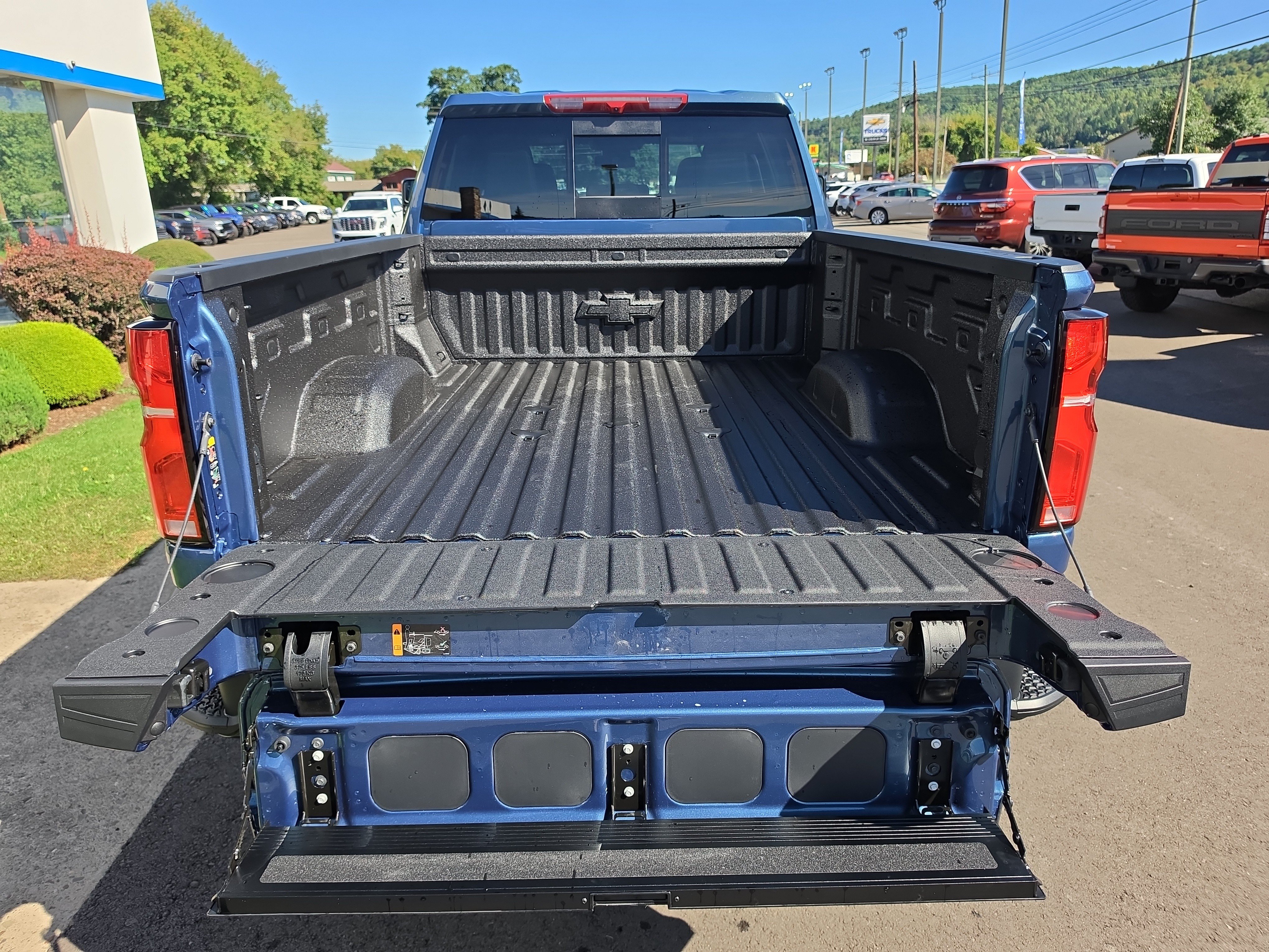 New 2026 Chevrolet Silverado 2500 LT w/ Trail Boss Package AWD/4WD image 5