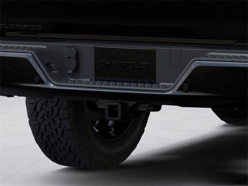New 2026 Chevrolet Colorado Trail Boss w/ Off-Road Front Bumper Package image 15