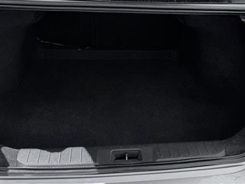 Used 2022 Nissan Sentra SV FWD image 8