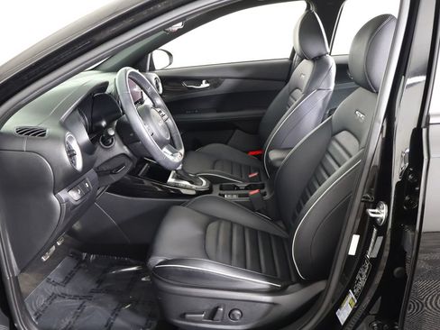 Used 2024 Kia Forte GT-Line w/ GT-Line Premium Package FWD image 30