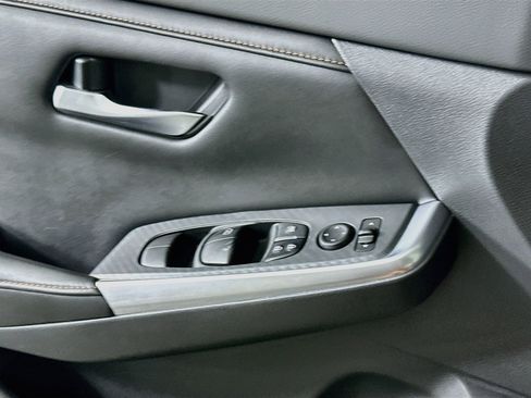Used 2021 Nissan Sentra SR FWD image 15