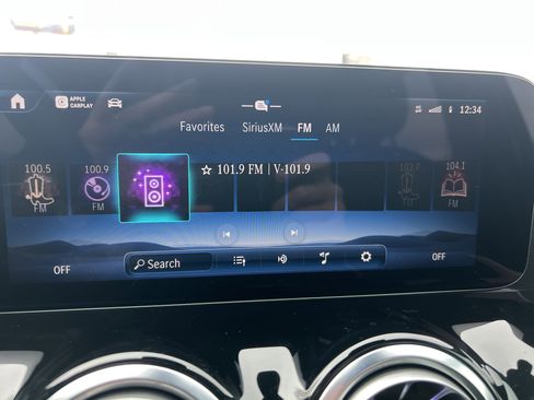 Certified 2025 Mercedes-Benz GLA 250 image 23