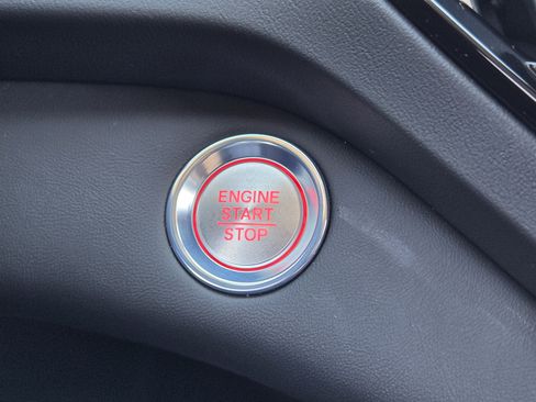 Certified 2025 Acura RDX SH-AWD w/ Advance Package image 21